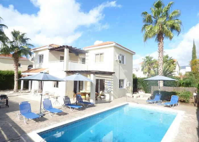 Villa Isabella: Coral Bay Beach, Seaview