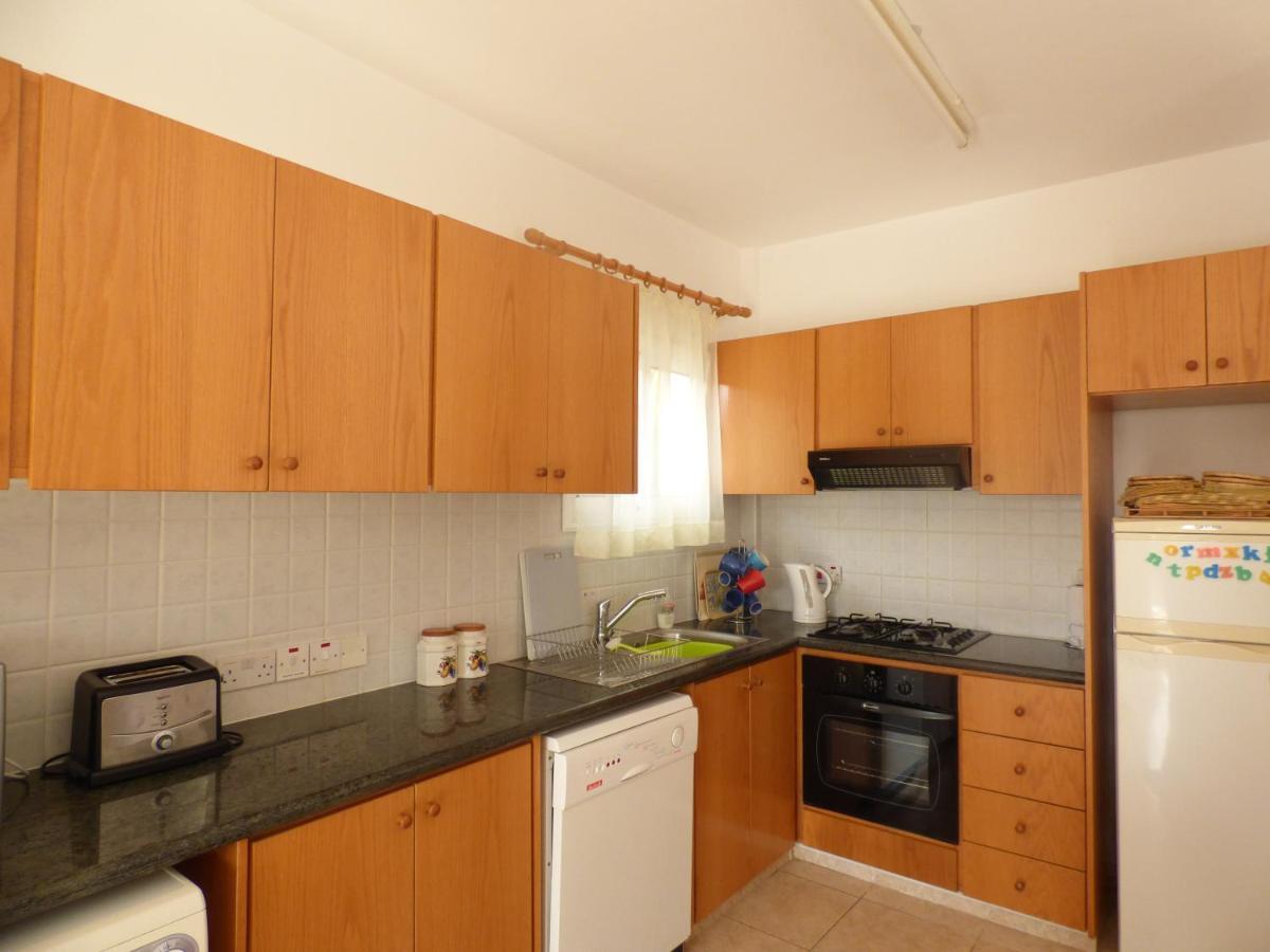 Villa Isabella: Coral Bay Beach, Seaview